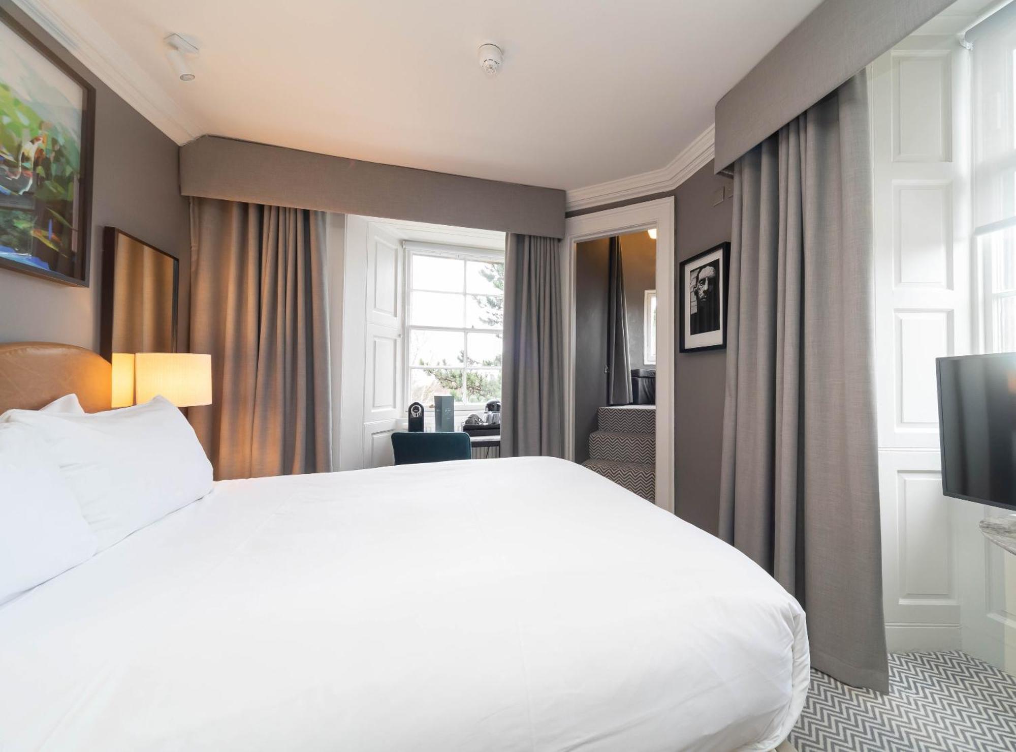 The Scott Hotel Edinburgh Exterior photo