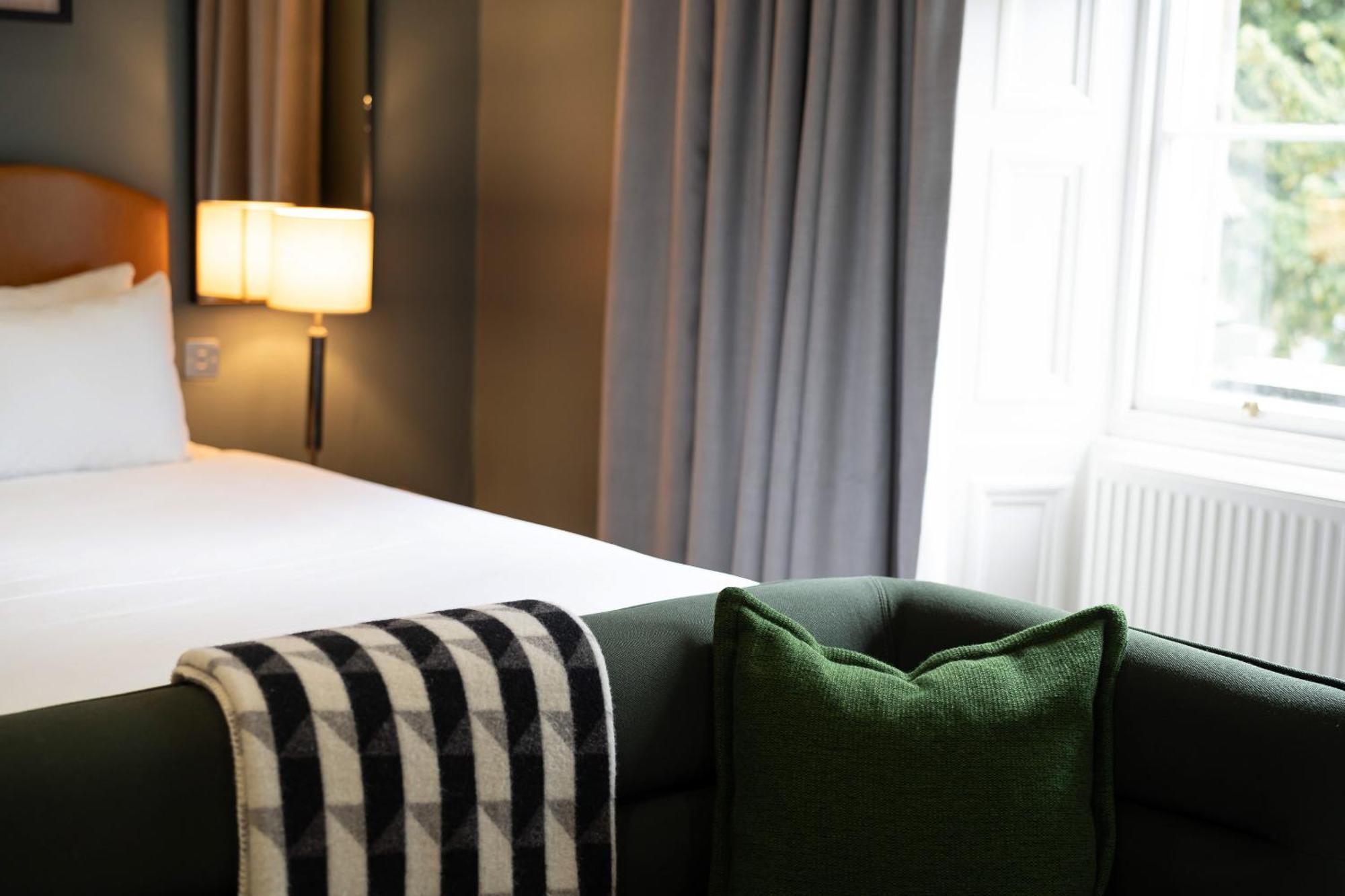 The Scott Hotel Edinburgh Exterior photo